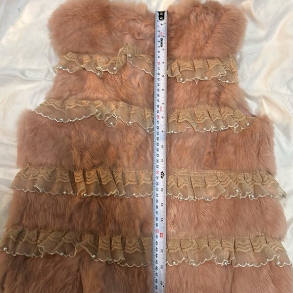 Women’s Real Fur Vest With Lace Trimming Autumn/Winter - Picture 9 of 10